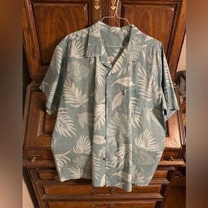 Men’s button down shirt